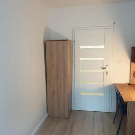 Waw Ursynów Hostel *