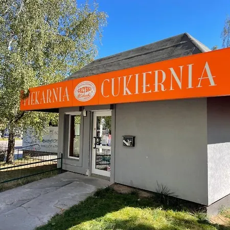 Waw Ursynow ホステル